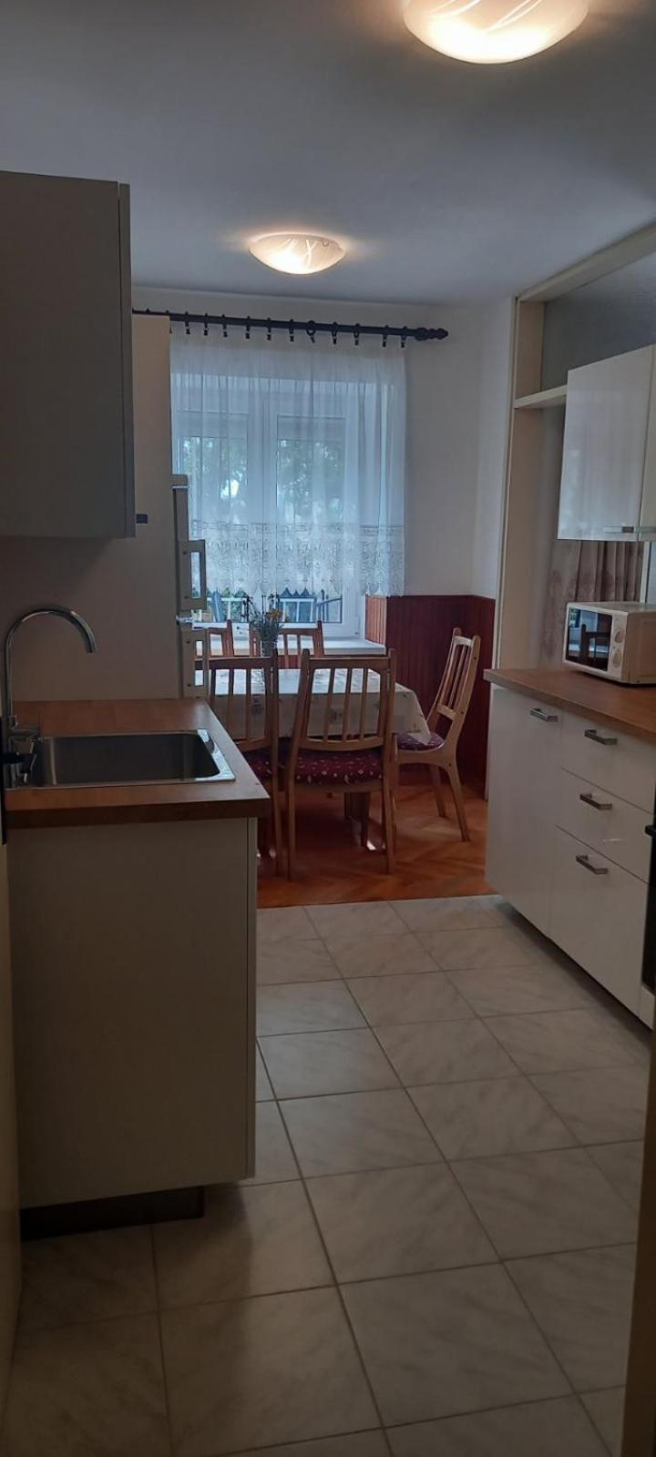 Apartment Tomislav Сень Экстерьер фото